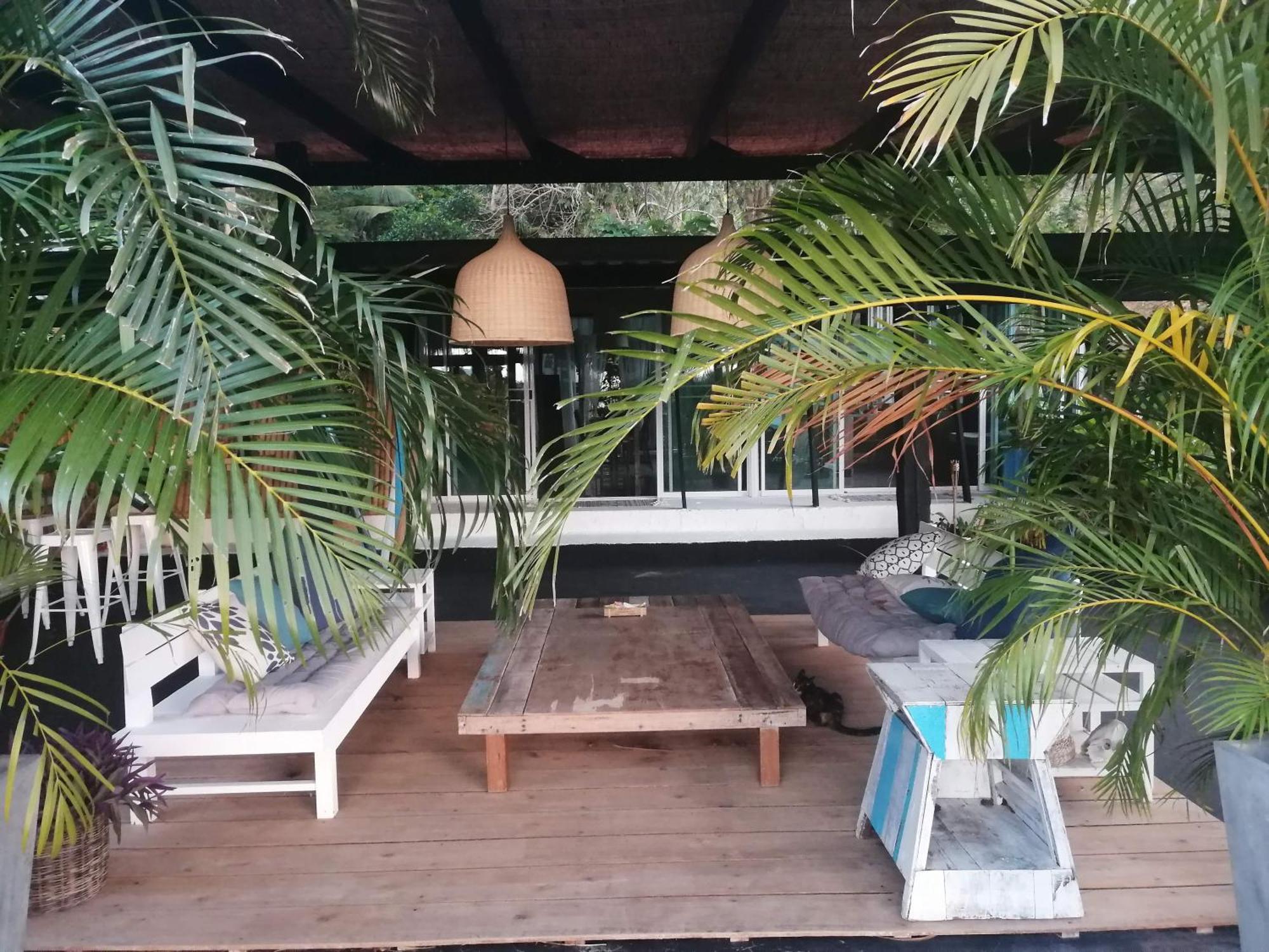 Red Pearl Beach Resort Csaloklum Kültér fotó